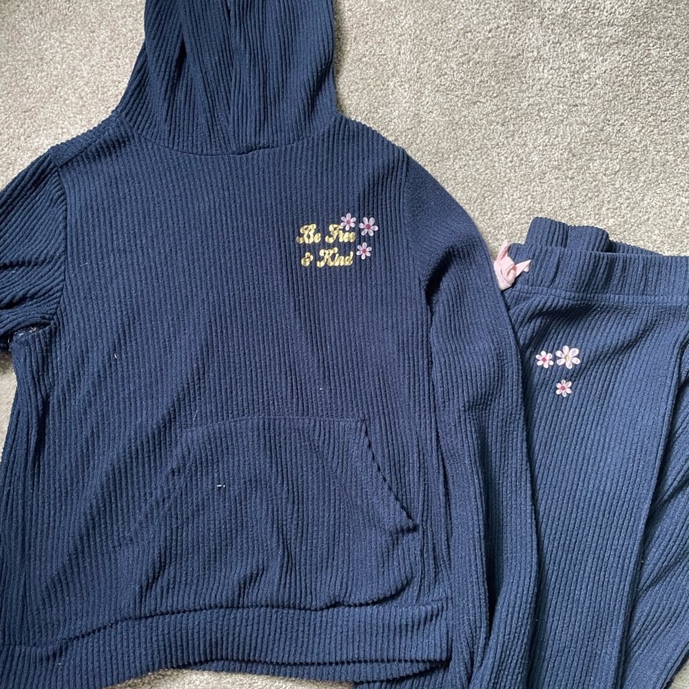 Matching lightweight hoodie and pants. Size 7/8